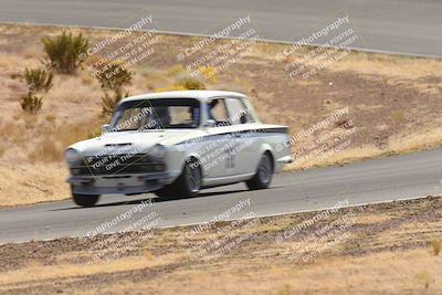 media/Oct-25-2025-West Coast Racing (Sat) [[9fdcbcd09c]]/Yellow group/Turn 3/